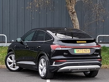 Used Audi Q4 e-tron 2024 for sale - 78013303: Photo