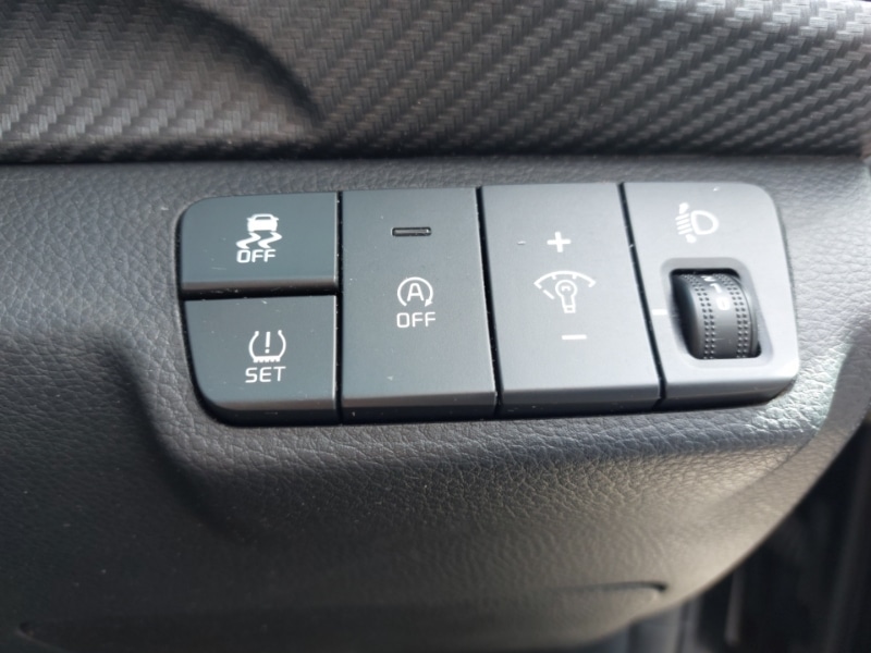 Used Kia Stonic 2022 for sale - 78164038: Photo 19