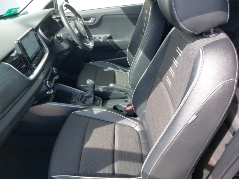 Used Kia Stonic 2022 for sale - 78164038: Photo 5