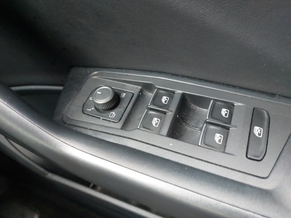 Used Volkswagen T-Roc 2022 for sale - 76172118: Photo 16
