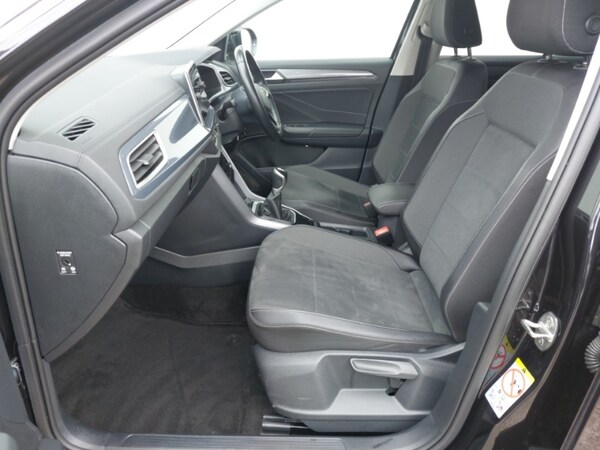 Used Volkswagen T-Roc 2022 for sale - 76172118: Photo 5