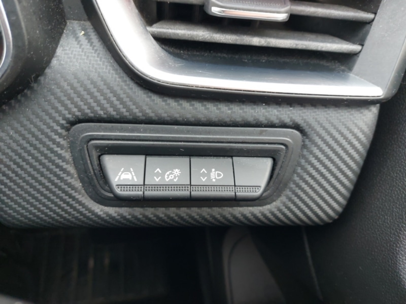 Used Renault Clio 2020 for sale - 77522552: Photo 19