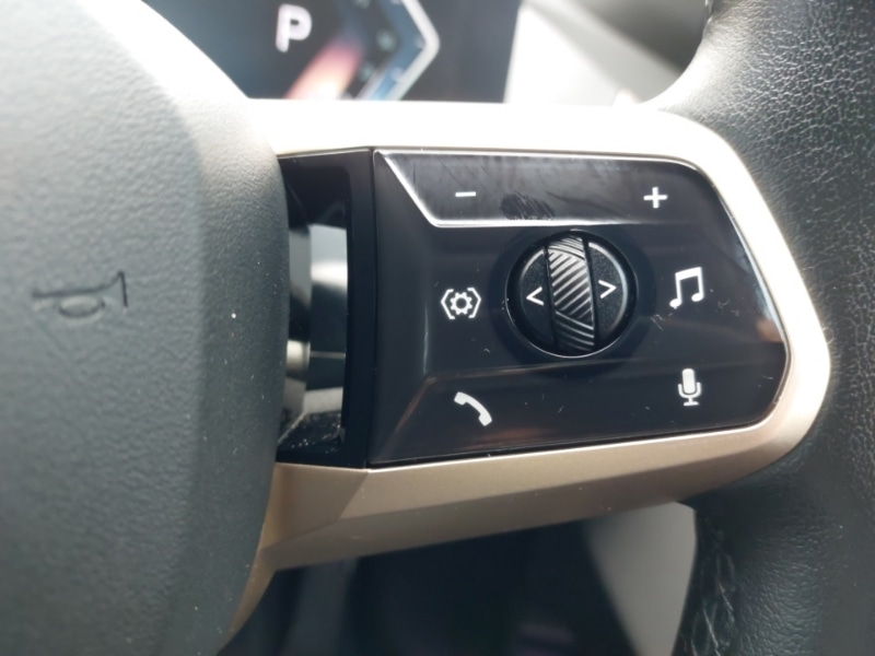 Used BMW iX 2022 for sale - 77448383: Photo 16