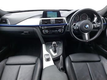 Used BMW 3 Series 2019 for sale - 77686199: Photo