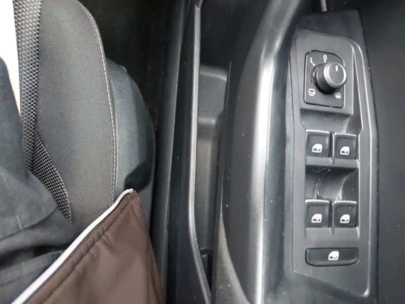 Used Volkswagen T-Roc 2020 for sale - 76301689: Photo 17