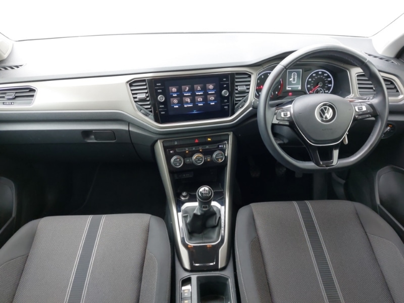 Used Volkswagen T-Roc 2020 for sale - 76301689: Photo 2