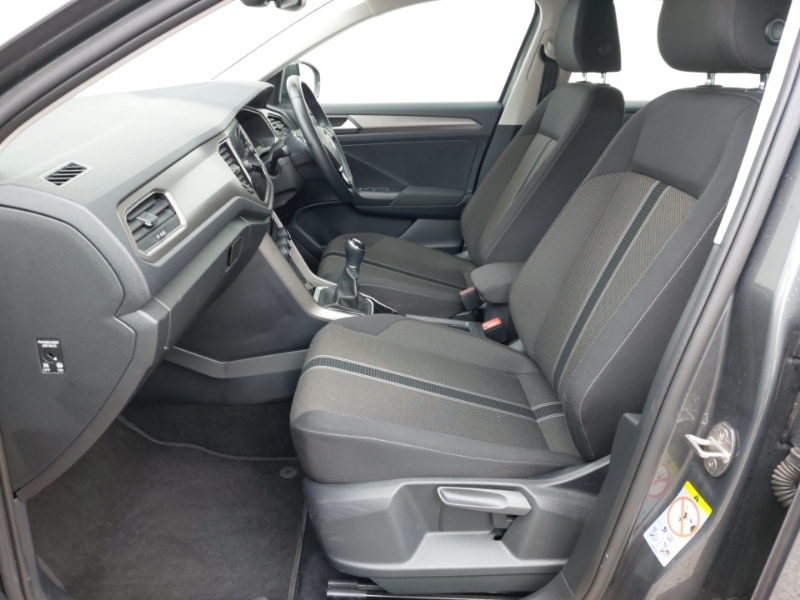 Used Volkswagen T-Roc 2020 for sale - 76301689: Photo 5