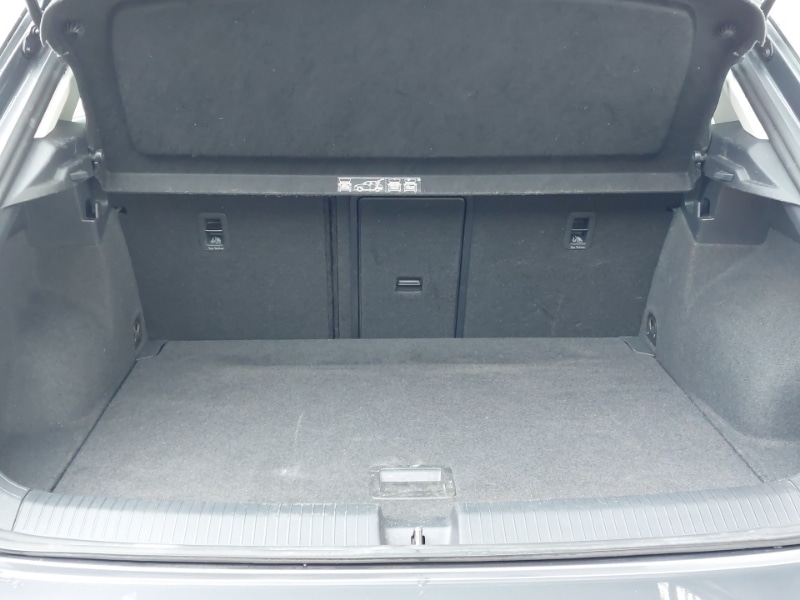 Used Volkswagen T-Roc 2020 for sale - 76301689: Photo 8