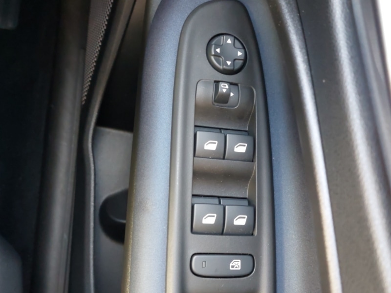 Used Alfa Romeo Junior 2025 for sale - 78151261: Photo 18