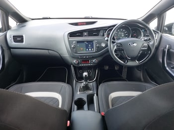 Used Kia Ceed 2018 for sale - 76141037: Photo