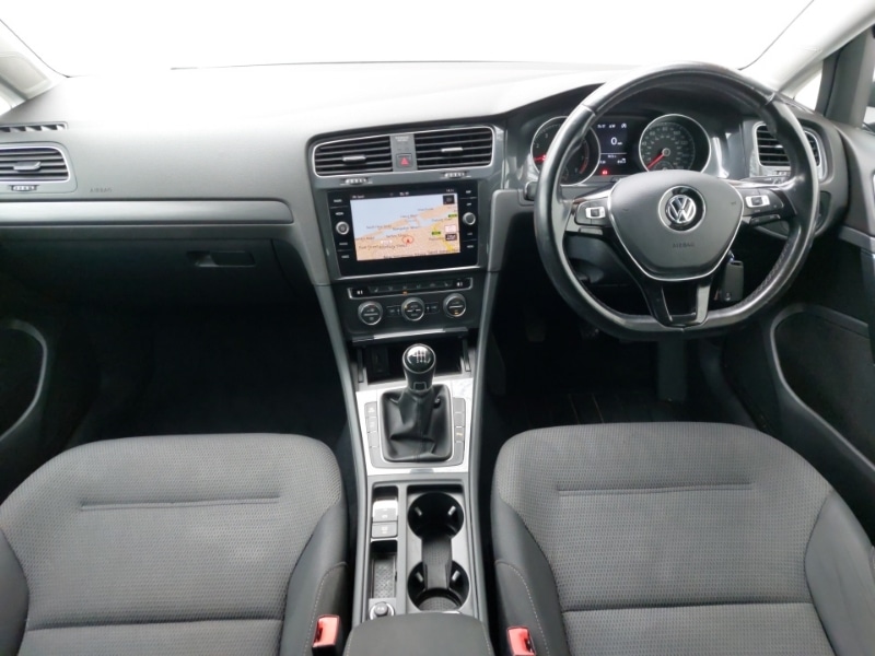 Used Volkswagen Golf 2020 for sale - 76533175: Photo 2