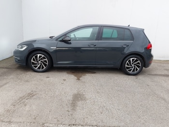Used Volkswagen Golf 2020 for sale - 76533175: Photo
