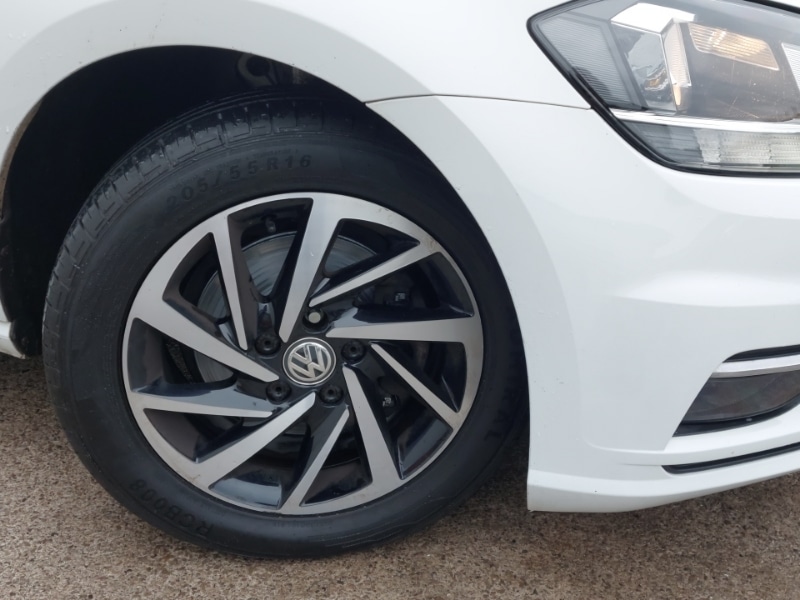 Used Volkswagen Golf 2019 for sale - 76478731: Photo 9