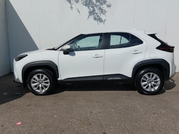 Used Toyota Yaris Cross 2023 for sale - 78283400: Photo