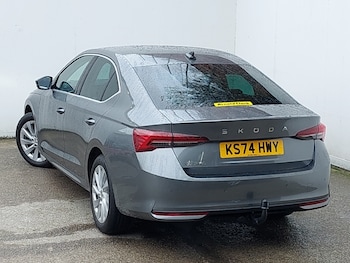 Used Skoda Octavia 2024 for sale - 77756233: Photo