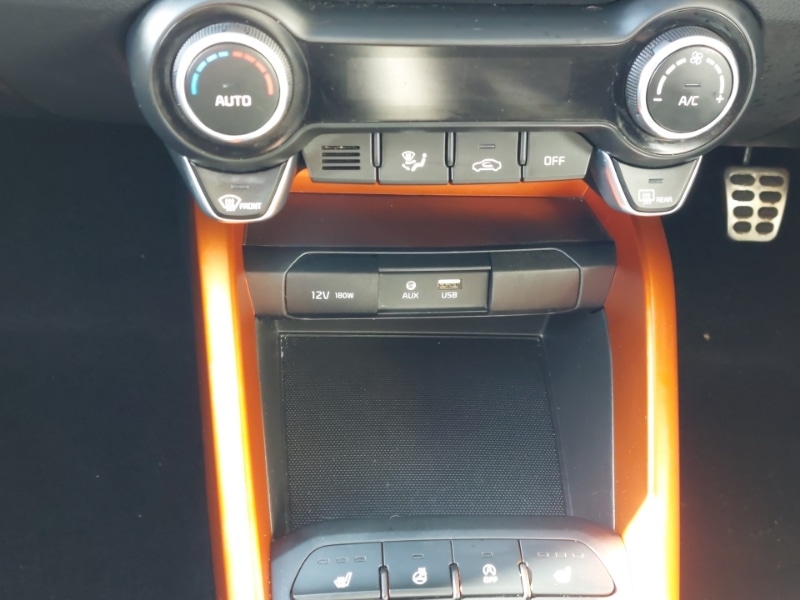 Used Kia Stonic 2018 for sale - 77731419: Photo 11