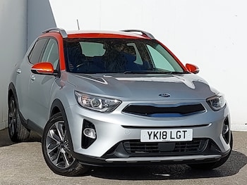 Used Kia Stonic 2018 for sale - 77731419: Photo