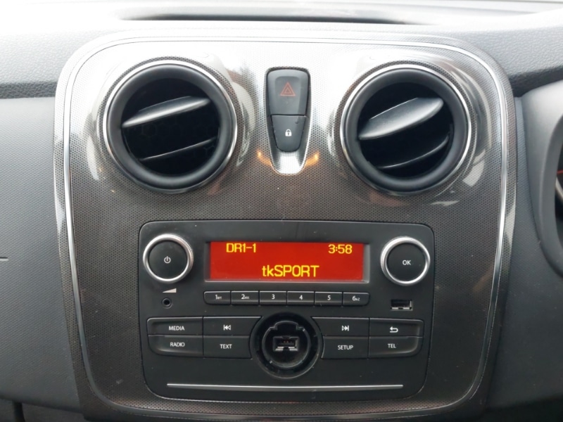 Used Dacia Sandero Stepway 2019 for sale - 77439524: Photo 10