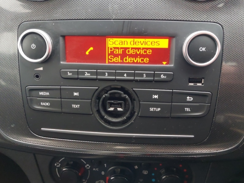 Used Dacia Sandero Stepway 2019 for sale - 77439524: Photo 18