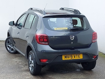 Used Dacia Sandero Stepway 2019 for sale - 77439524: Photo