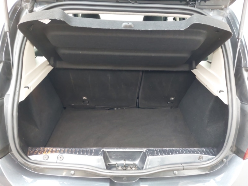 Used Dacia Sandero Stepway 2019 for sale - 77439524: Photo 8