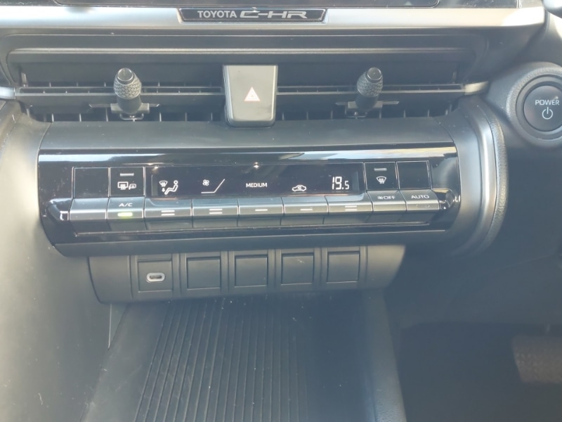 Used Toyota C-HR 2024 for sale - 77731406: Photo 11