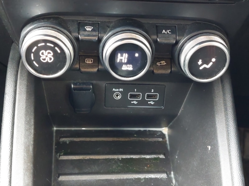 Used Renault Clio 2020 for sale - 77472161: Photo 11