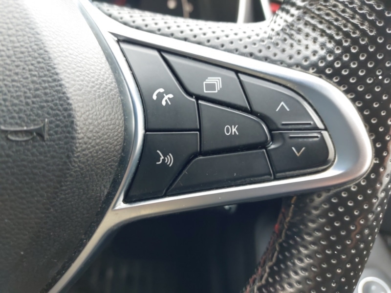 Used Renault Clio 2020 for sale - 77472161: Photo 16