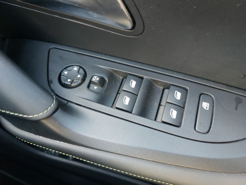 Used Peugeot 2008 2022 for sale - 75934127: Photo 13