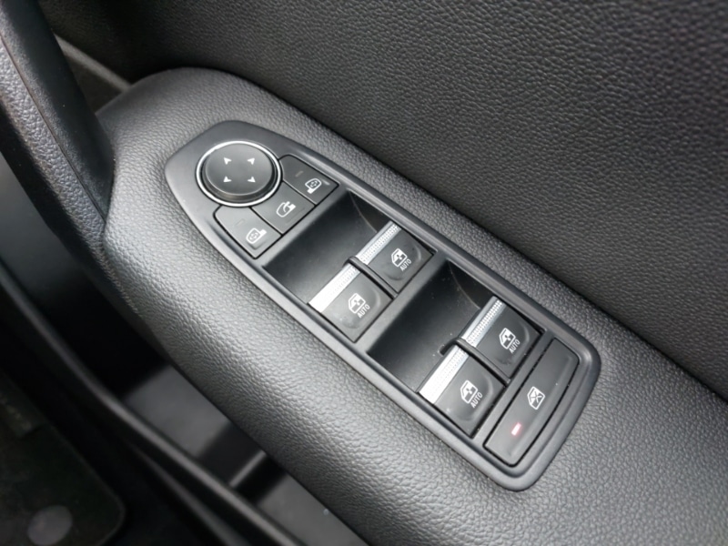 Used Renault Captur 2022 for sale - 76498028: Photo 18