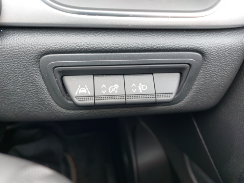 Used Renault Captur 2022 for sale - 76498028: Photo 19