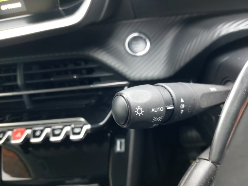 Used Peugeot 2008 2022 for sale - 77337933: Photo 16