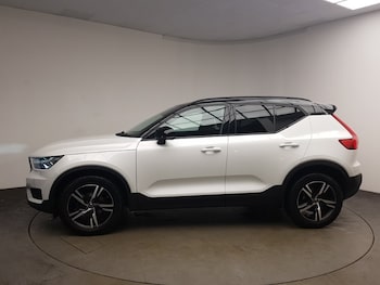 Used Volvo XC40 2021 for sale - 77206116: Photo