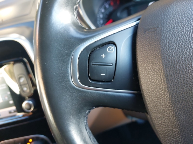 Used Renault Captur 2018 for sale - 76954812: Photo 14