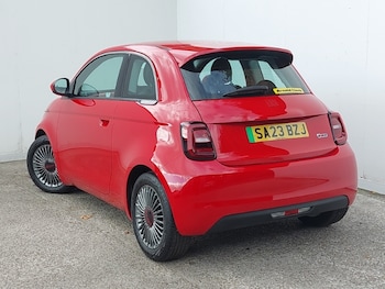 Used Fiat 500 2023 for sale - 76242232: Photo 3