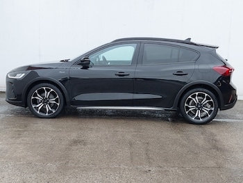 Used Ford Focus 2022 for sale - 78355004: Photo