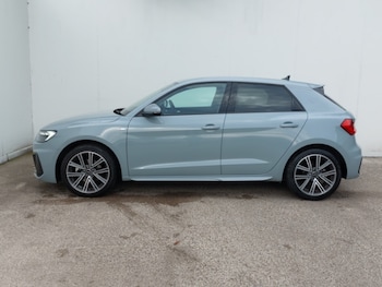 Used Audi A1 2024 for sale - 76160532: Photo
