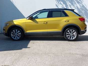 Used Volkswagen T-Roc 2018 for sale - 74855850: Photo