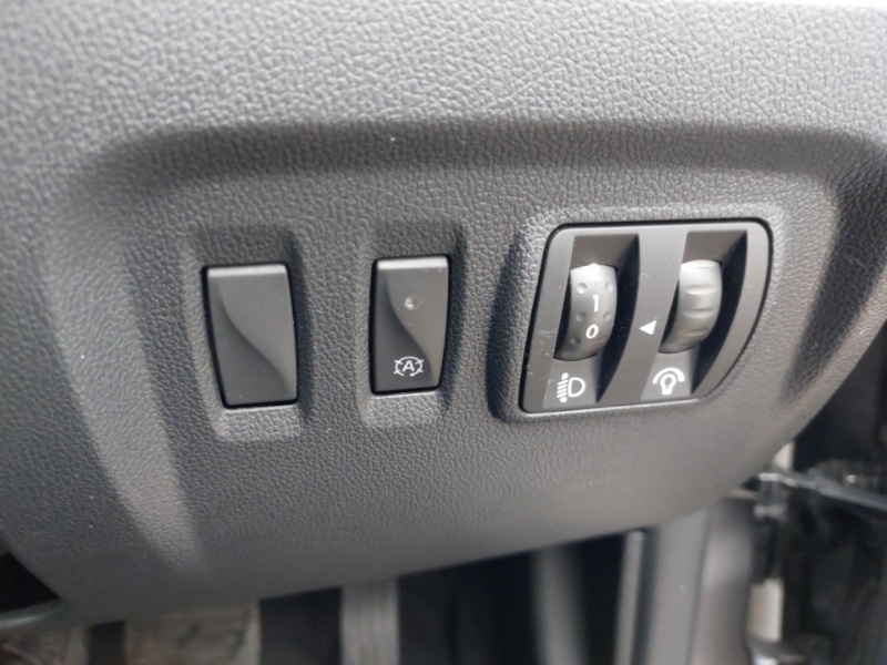 Used Renault Captur 2019 for sale - 76506673: Photo 19