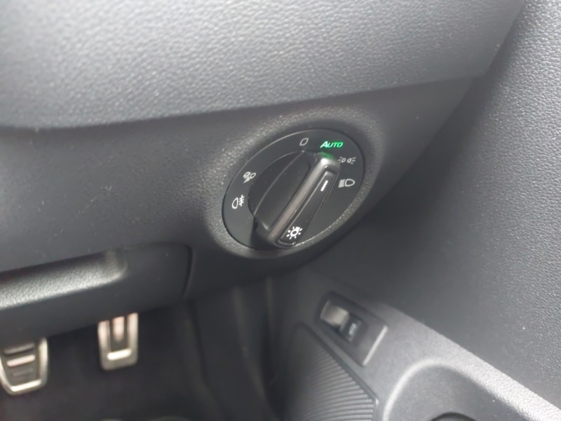 Used Skoda Karoq 2024 for sale - 76885442: Photo 14