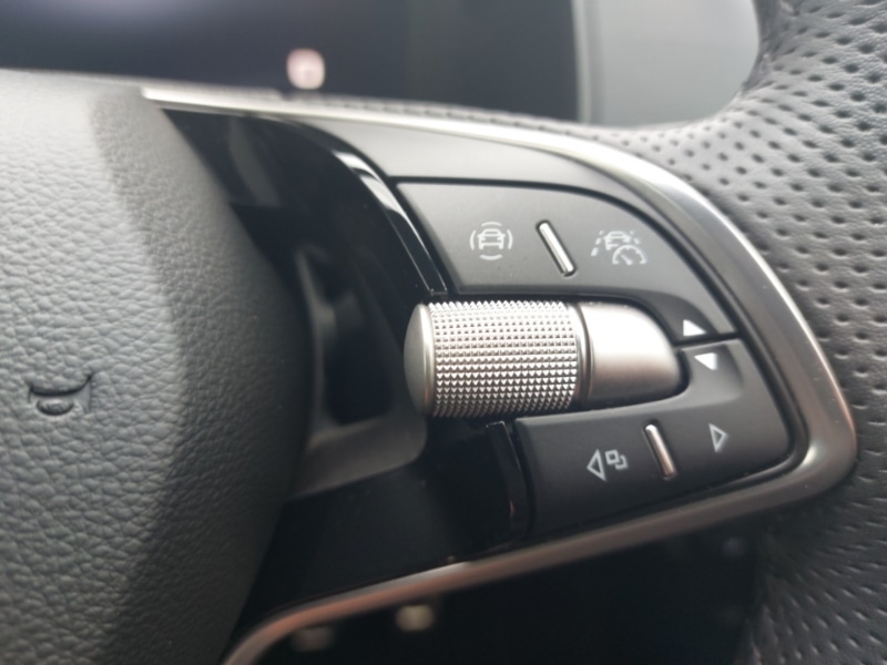 Used Skoda Karoq 2024 for sale - 76885442: Photo 15