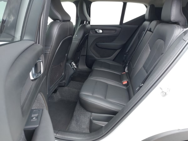 Used Volvo XC40 2024 for sale - 75714962: Photo 6