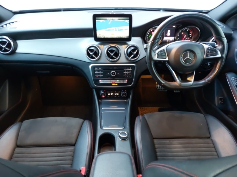 Used Mercedes-Benz GLA 2018 for sale - 77150193: Photo 2