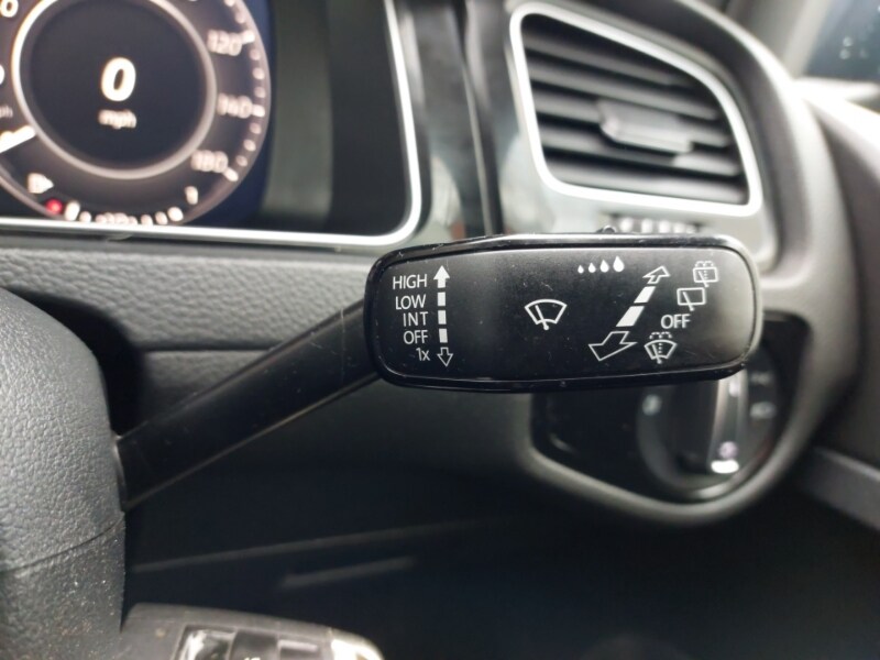 Used Volkswagen Golf 2018 for sale - 76566910: Photo 16