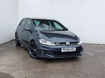 Volkswagen - Golf