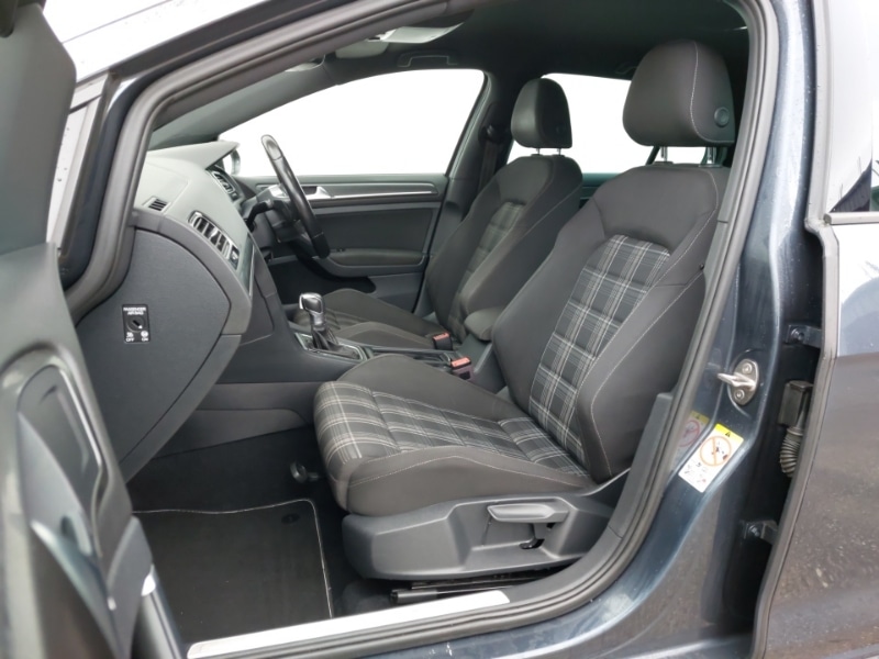 Used Volkswagen Golf 2018 for sale - 76566910: Photo 5