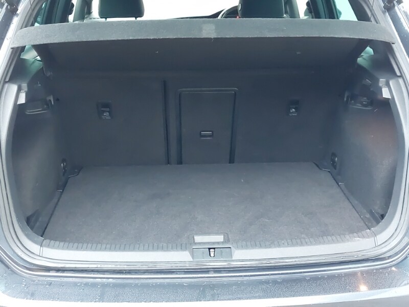 Used Volkswagen Golf 2018 for sale - 76566910: Photo 8