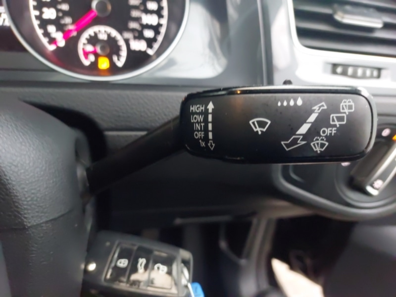 Used Volkswagen Golf 2019 for sale - 76889282: Photo 16