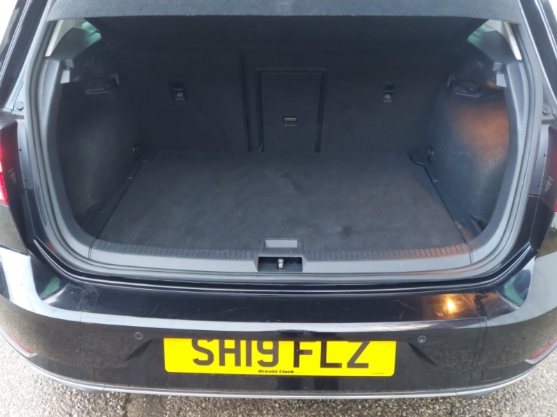 Used Volkswagen Golf 2019 for sale - 76889282: Photo 8