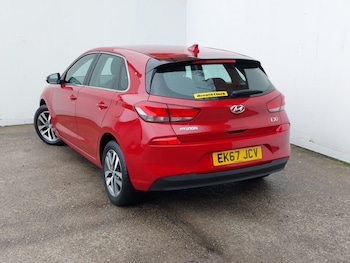 Used Hyundai i30 2017 for sale - 76556382: Photo